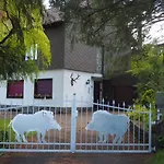 Ferienhaus-stadtkyll-eifel Beim Foerster Mit Zwei Schlafzimmern Lägenhet Stadtkyll