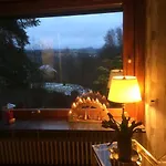 Ferienhaus-stadtkyll-eifel Beim Foerster Mit Zwei Schlafzimmern Lägenhet *