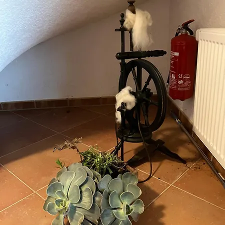 Daire Ferienhaus-stadtkyll-eifel Beim Foerster Mit Zwei Schlafzimmern *